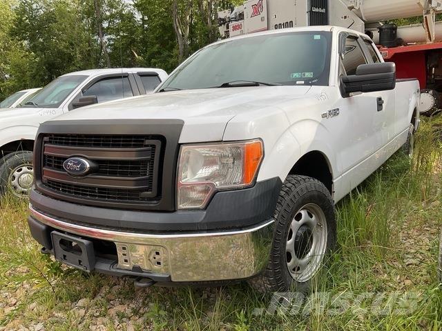 Ford F-150 皮卡.傳統半斗卡車/側卸板