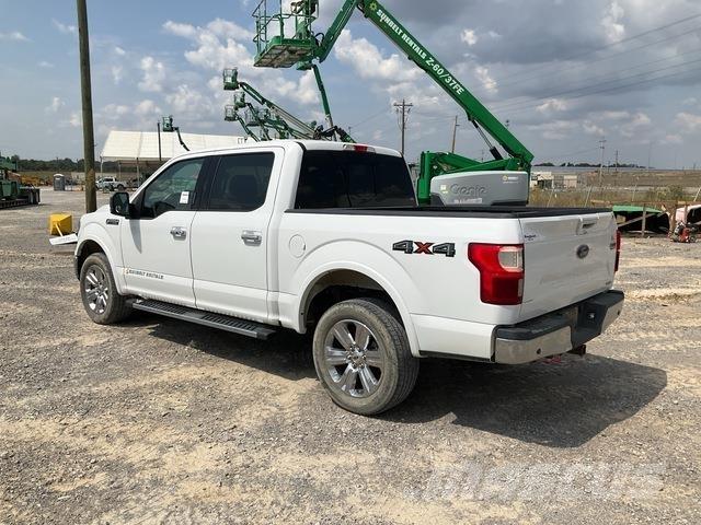 Ford F-150 皮卡.傳統半斗卡車/側卸板