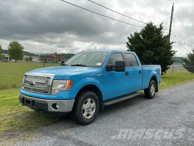 Ford F-150 皮卡.傳統半斗卡車/側卸板