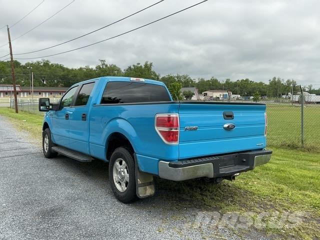 Ford F-150 皮卡.傳統半斗卡車/側卸板