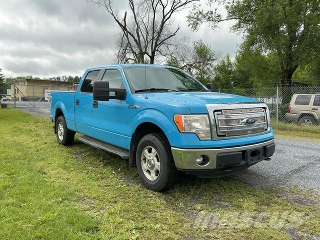 Ford F-150 皮卡.傳統半斗卡車/側卸板