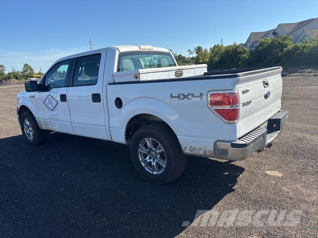 Ford F-150 皮卡.傳統半斗卡車/側卸板