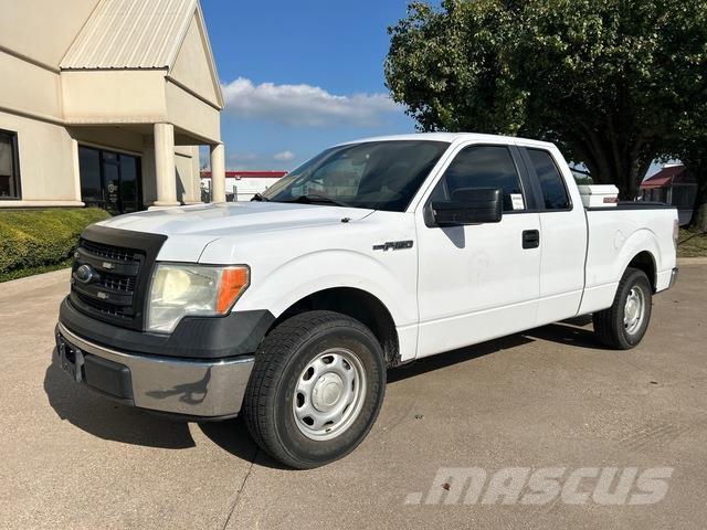 Ford F-150 皮卡.傳統半斗卡車/側卸板