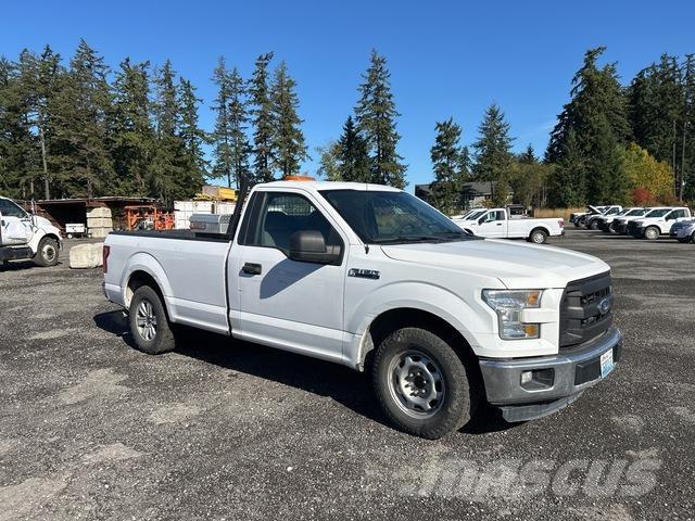 Ford F-150 皮卡.傳統半斗卡車/側卸板