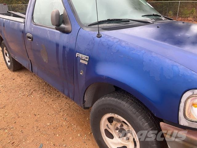 Ford F-150 皮卡.傳統半斗卡車/側卸板