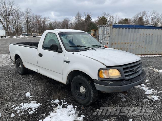 Ford F-150 皮卡.傳統半斗卡車/側卸板