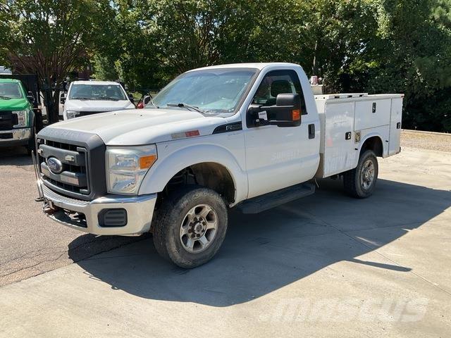 Ford F-250 皮卡.傳統半斗卡車/側卸板