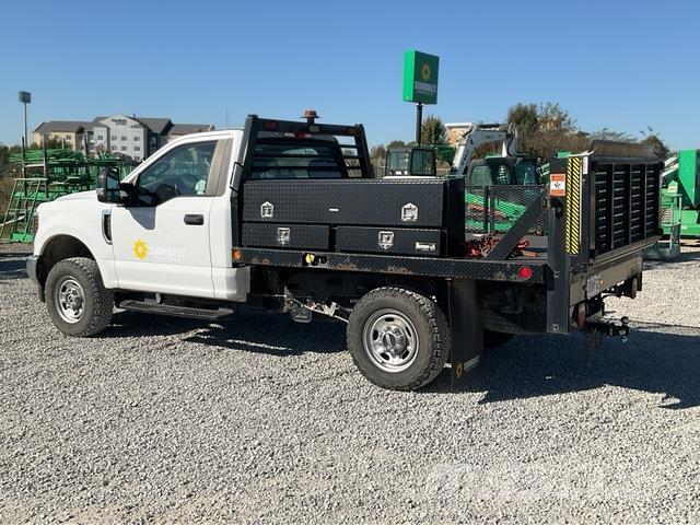 Ford F-250 平板式/側卸式卡車
