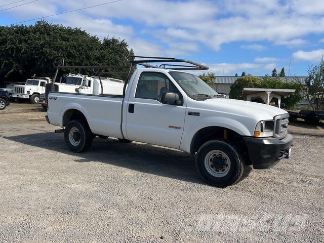 Ford F-250 皮卡.傳統半斗卡車/側卸板