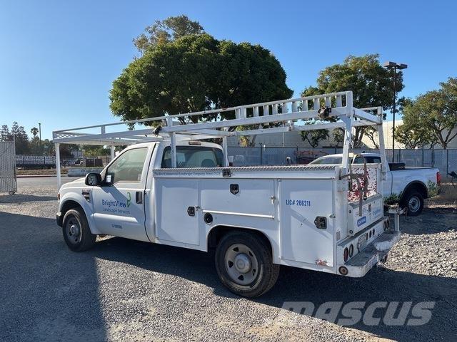Ford F-250 皮卡.傳統半斗卡車/側卸板