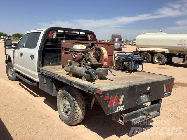 Ford F-250 平板式/側卸式卡車