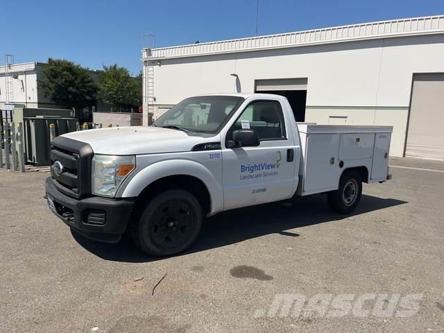 Ford F-250 皮卡.傳統半斗卡車/側卸板