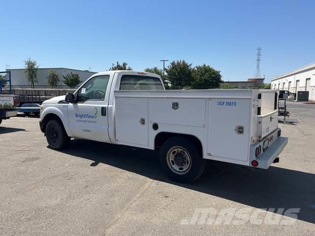 Ford F-250 皮卡.傳統半斗卡車/側卸板