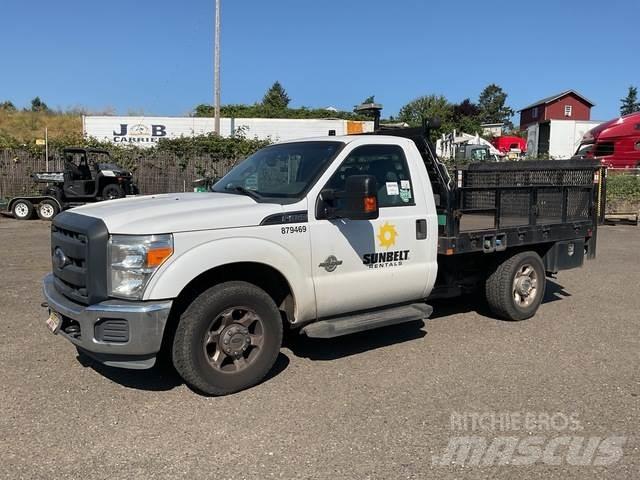 Ford F-250 平板式/側卸式卡車
