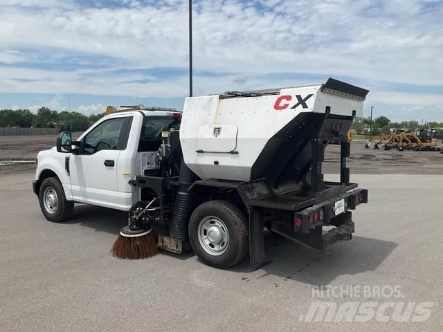 Ford F-250 清掃車