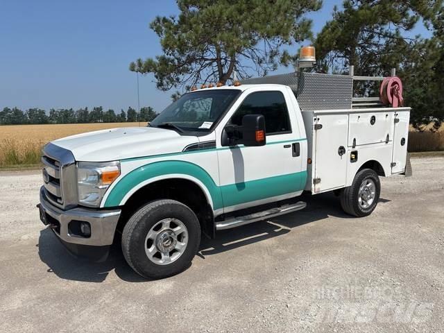 Ford F-250 皮卡.傳統半斗卡車/側卸板
