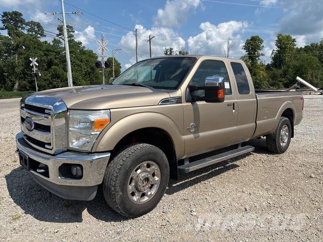 Ford F-250 皮卡.傳統半斗卡車/側卸板