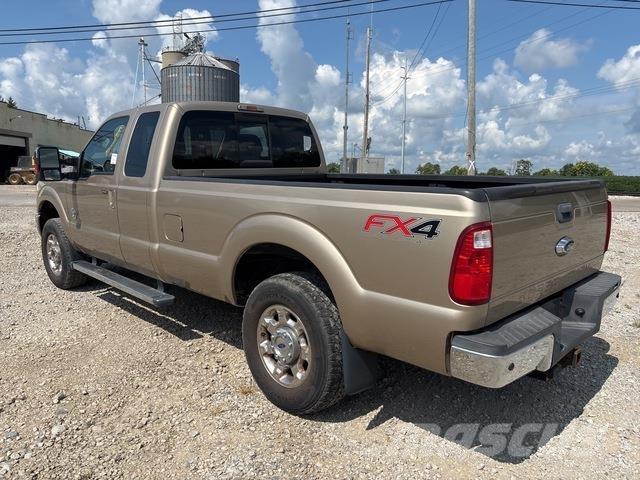 Ford F-250 皮卡.傳統半斗卡車/側卸板