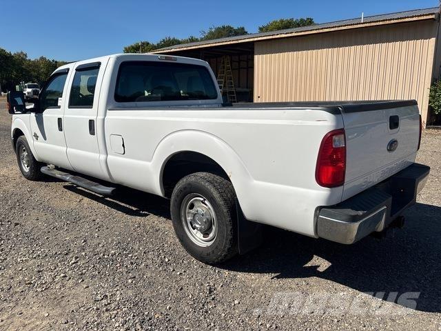 Ford F-250 皮卡.傳統半斗卡車/側卸板