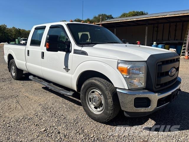 Ford F-250 皮卡.傳統半斗卡車/側卸板