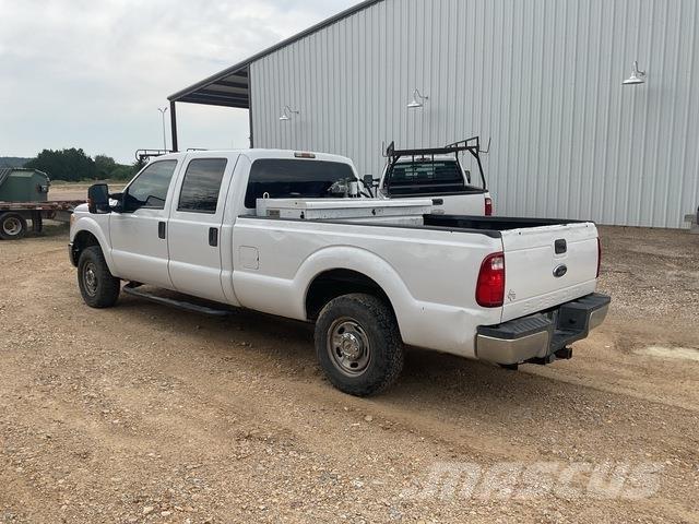 Ford F-250 皮卡.傳統半斗卡車/側卸板