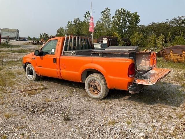 Ford F-250 皮卡.傳統半斗卡車/側卸板