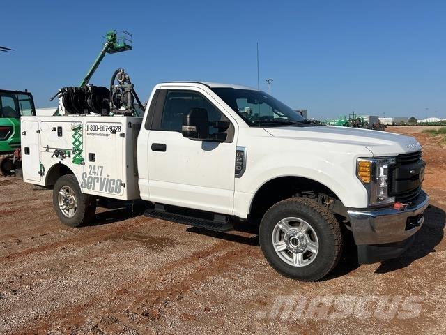 Ford F-250 都市/通用型車輛