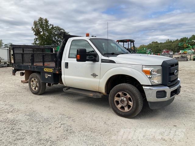 Ford F-250 平板式/側卸式卡車