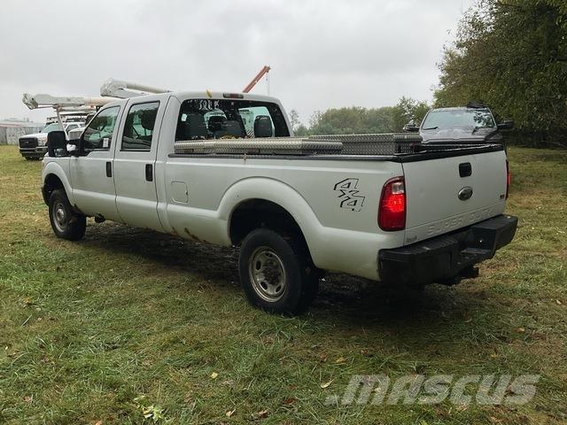 Ford F-250 皮卡.傳統半斗卡車/側卸板