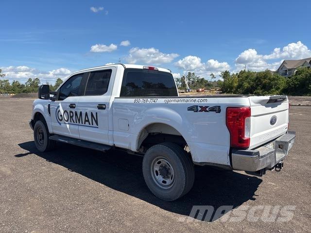 Ford F-250 皮卡.傳統半斗卡車/側卸板