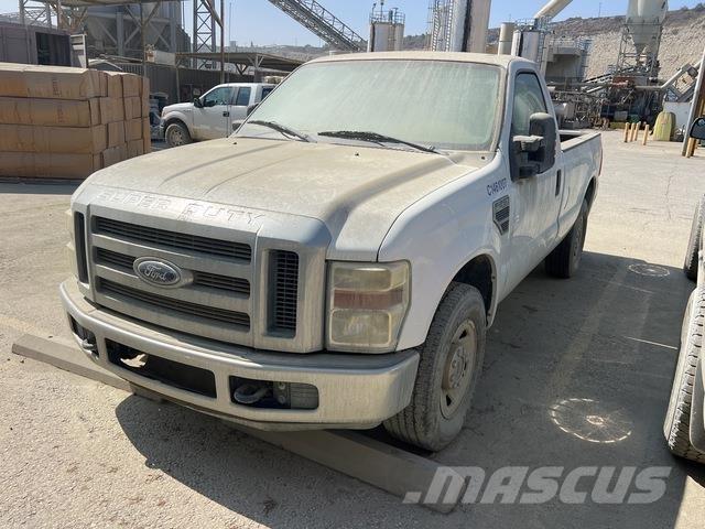 Ford F-250 皮卡.傳統半斗卡車/側卸板