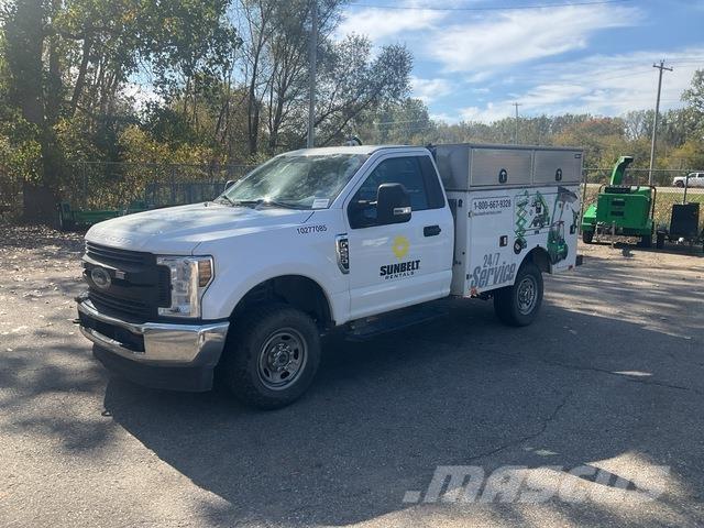 Ford F-250 都市/通用型車輛