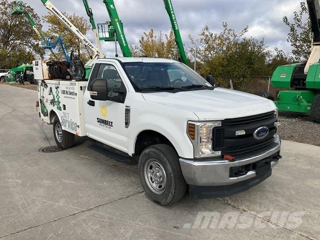 Ford F-250 都市/通用型車輛