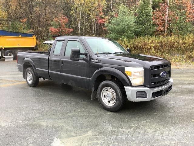 Ford F-250 皮卡.傳統半斗卡車/側卸板