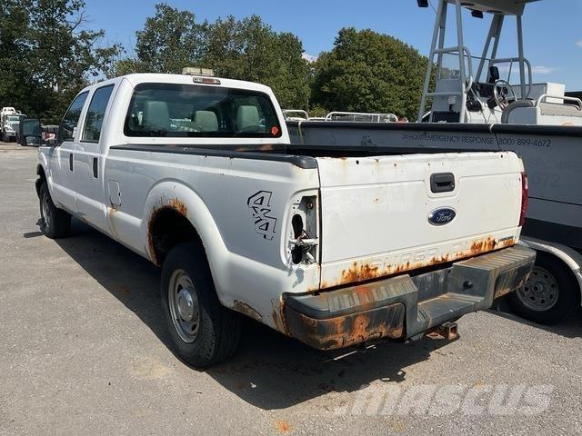 Ford F-250 皮卡.傳統半斗卡車/側卸板