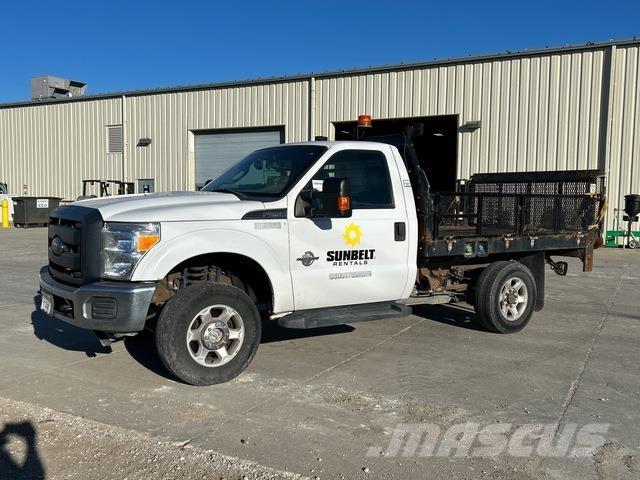 Ford F-250 平板式/側卸式卡車