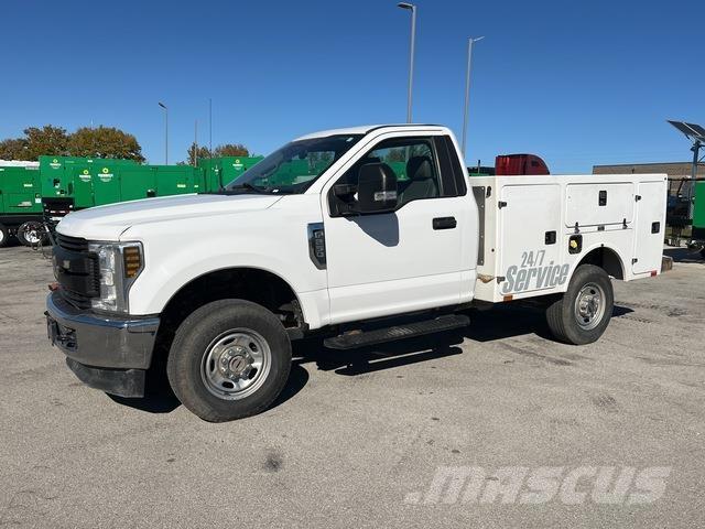 Ford F-250 皮卡.傳統半斗卡車/側卸板