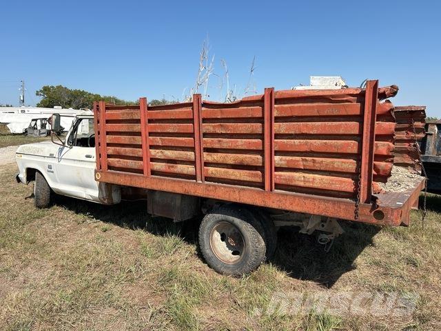 Ford F-350 傾卸式卡車