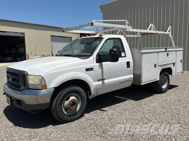 Ford F-350 皮卡.傳統半斗卡車/側卸板