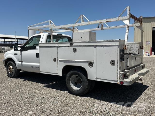Ford F-350 皮卡.傳統半斗卡車/側卸板