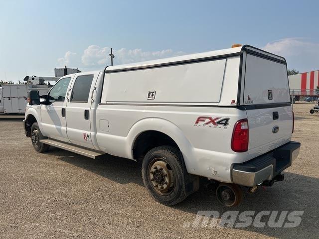 Ford F-350 皮卡.傳統半斗卡車/側卸板