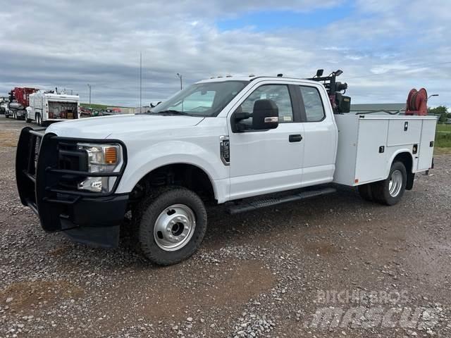 Ford F-350 都市/通用型車輛