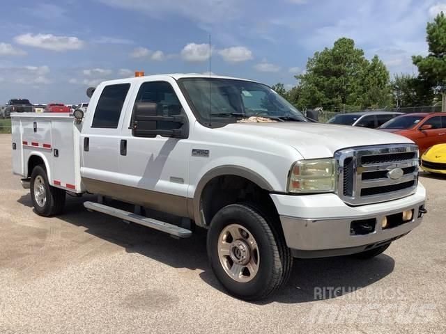 Ford F-350 皮卡.傳統半斗卡車/側卸板