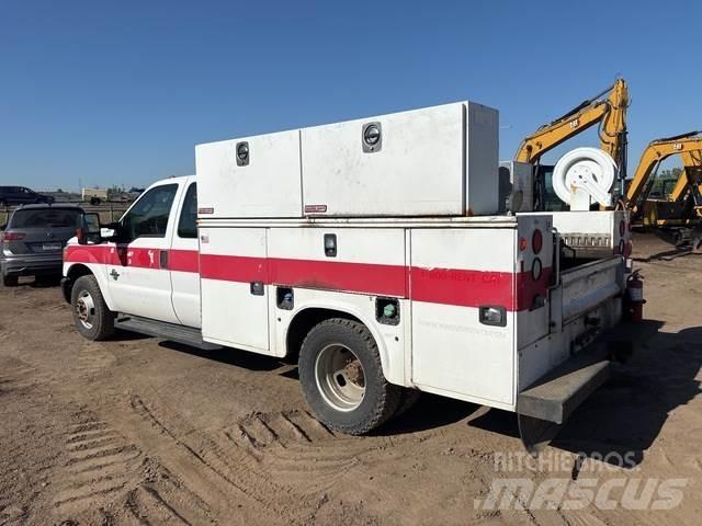 Ford F-350 都市/通用型車輛
