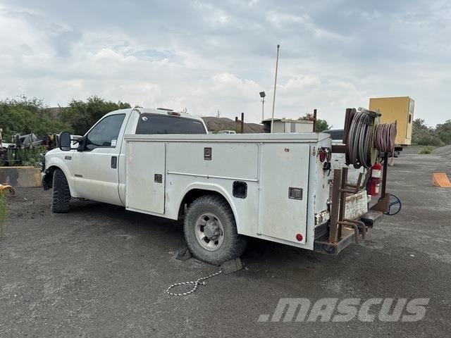Ford F-350 皮卡.傳統半斗卡車/側卸板