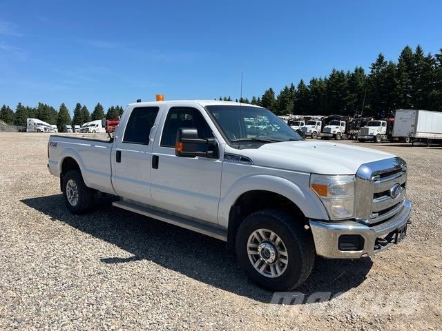 Ford F-350 皮卡.傳統半斗卡車/側卸板