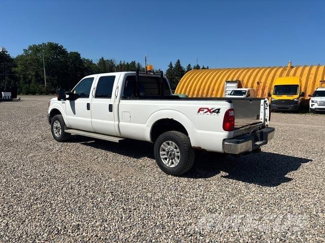 Ford F-350 皮卡.傳統半斗卡車/側卸板
