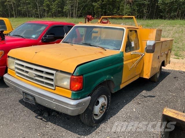 Ford F-350 皮卡.傳統半斗卡車/側卸板