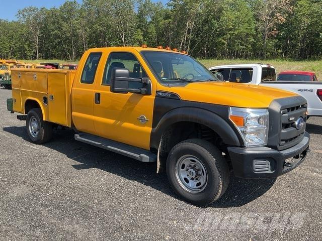 Ford F-350 皮卡.傳統半斗卡車/側卸板