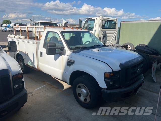Ford F-350 皮卡.傳統半斗卡車/側卸板
